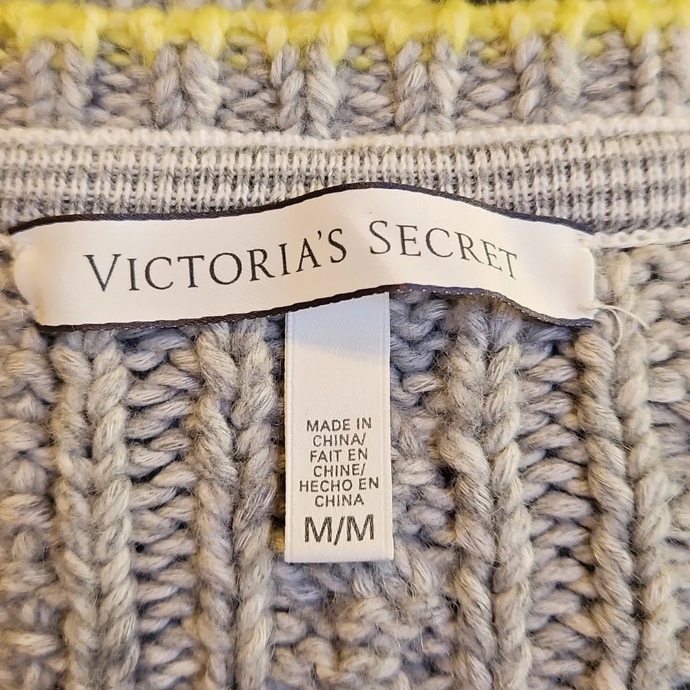 Victorias Secret chic cable